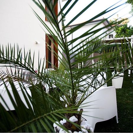 デセンツァーノ・デル・ガルダCasa Miaアパートメント エクステリア 写真